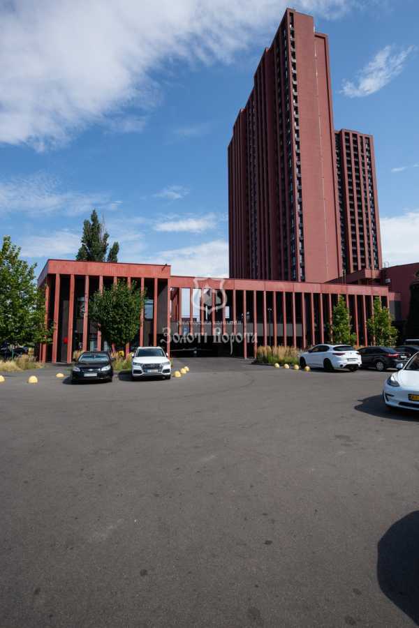 Продаж 1-кімнатної квартири 31.2 м², Оболонський просп., 27