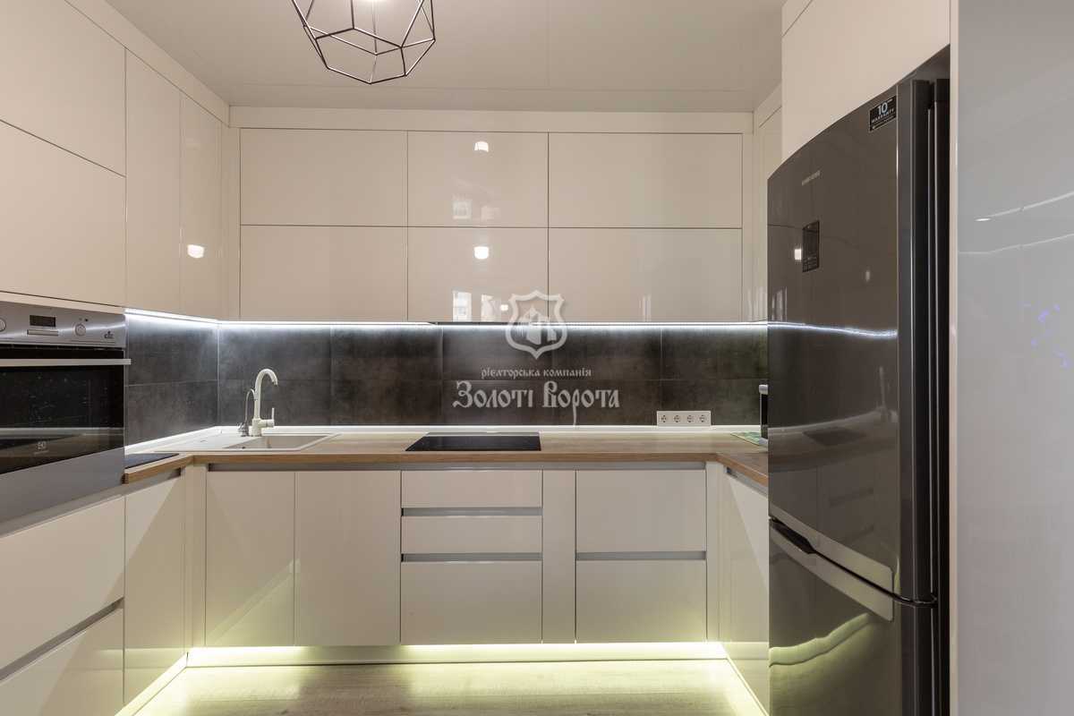 Продаж 2-кімнатної квартири 76.57 м², Миколи Закревського вул., 97А