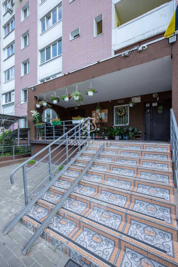 Продаж 2-кімнатної квартири 76.57 м², Миколи Закревського вул., 97А