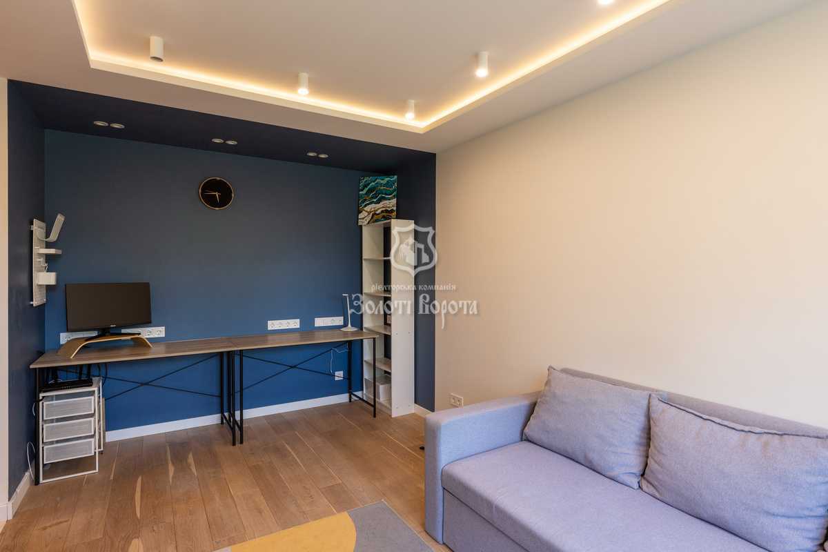 Продаж 2-кімнатної квартири 44.5 м², Дарницький бул., 9