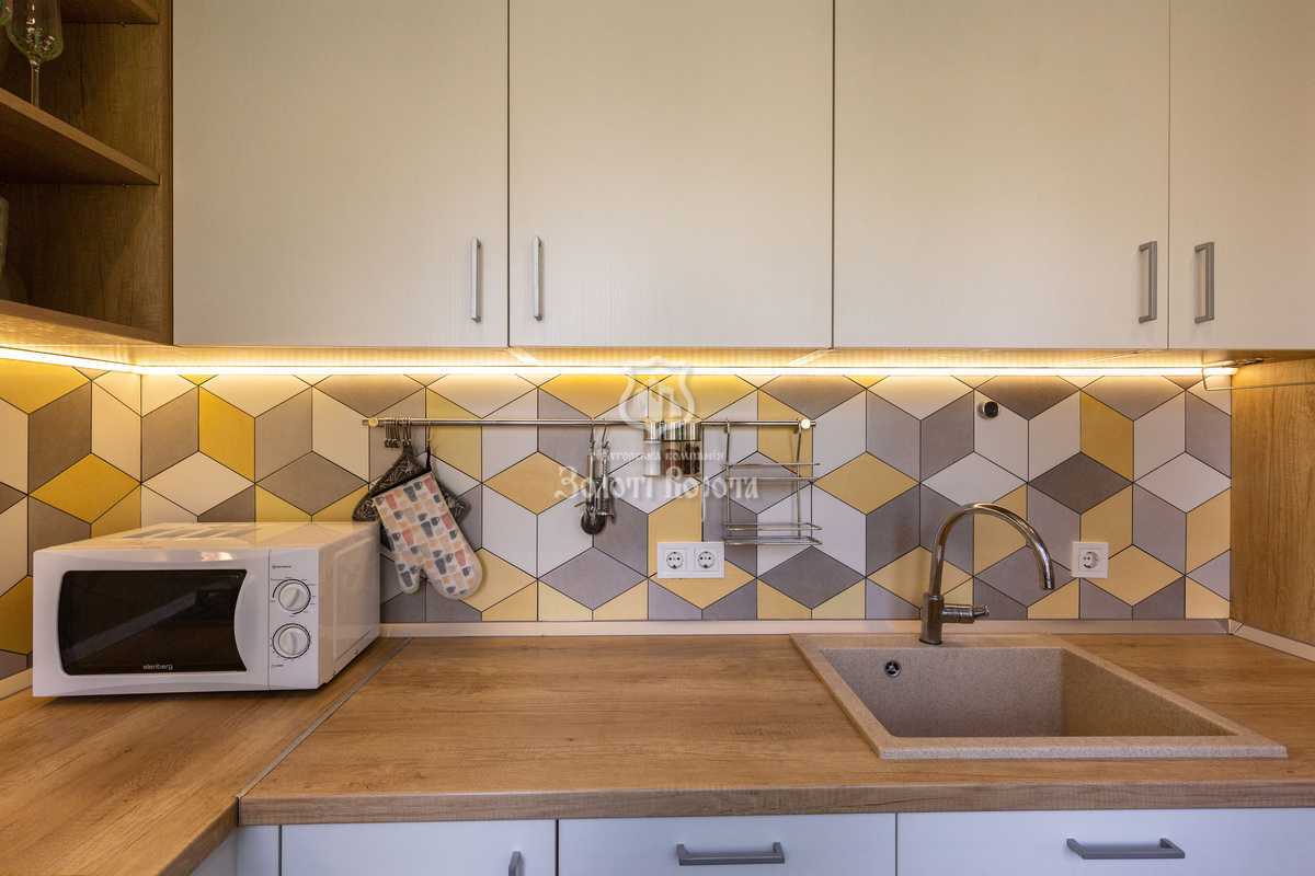 Продаж 2-кімнатної квартири 44.5 м², Дарницький бул., 9