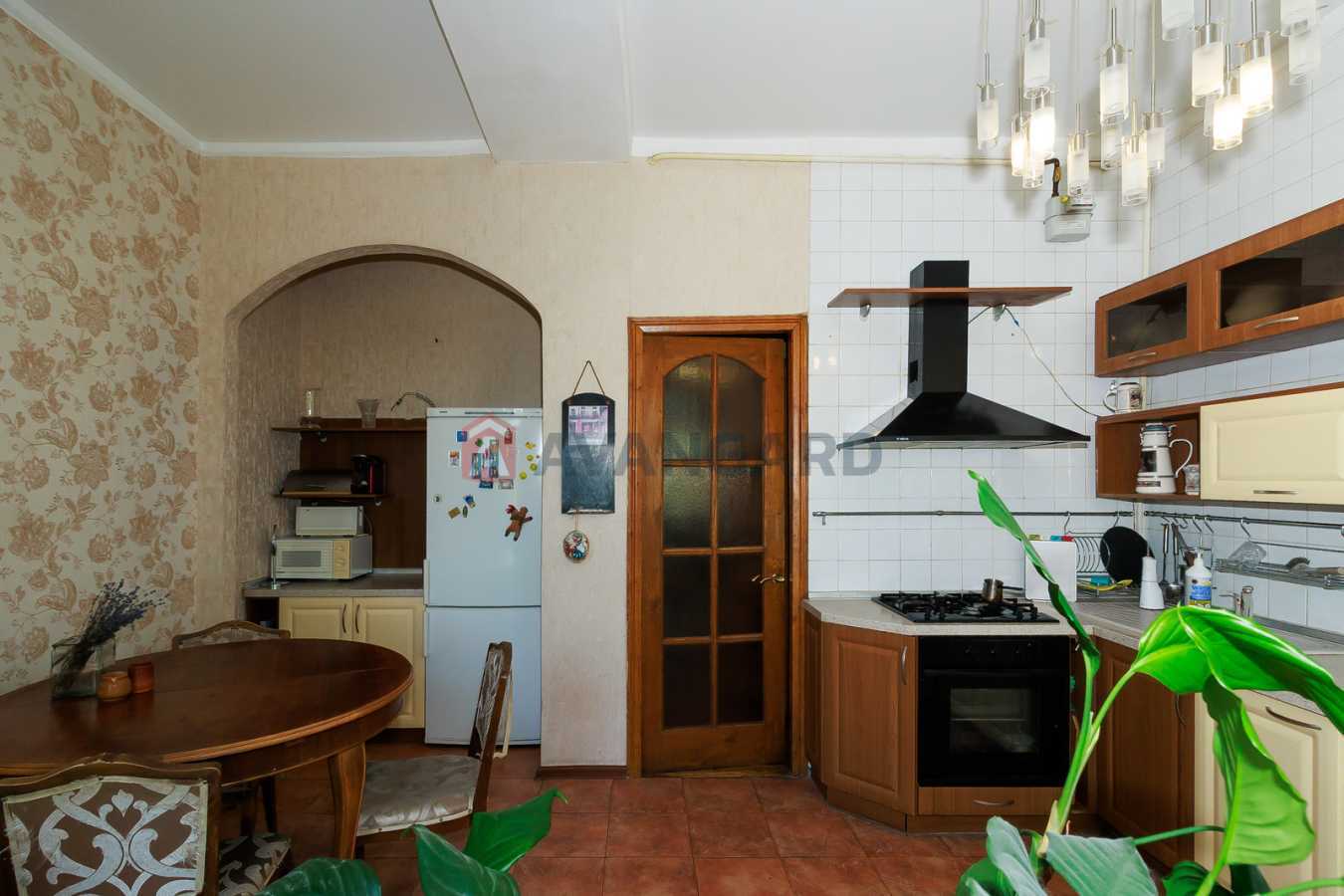 Продажа 4-комнатной квартиры 111.8 м², Михаила Бойчука ул., 1А