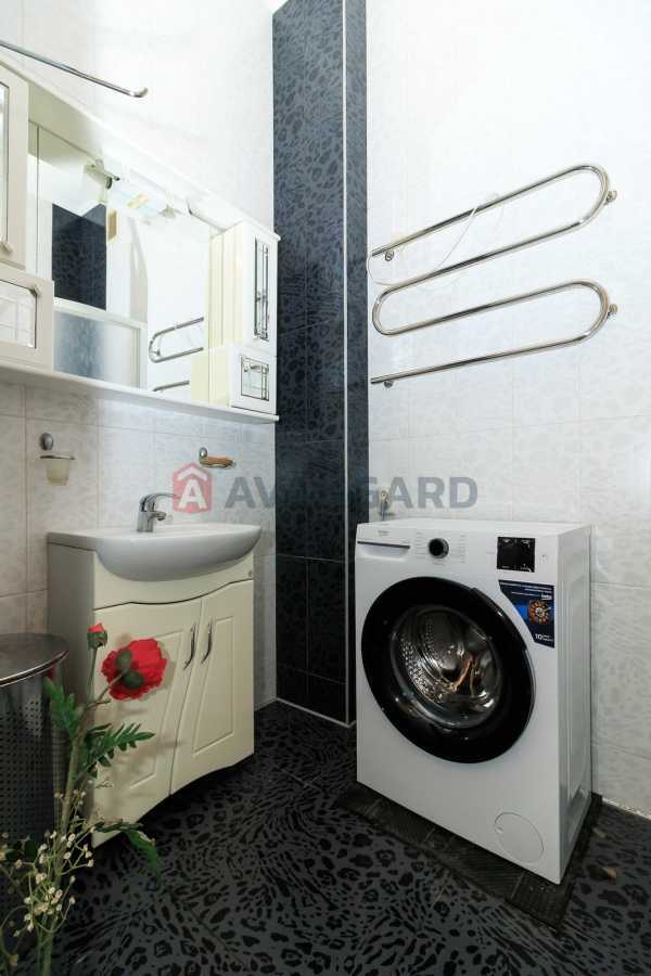 Продажа 4-комнатной квартиры 111.8 м², Михаила Бойчука ул., 1А
