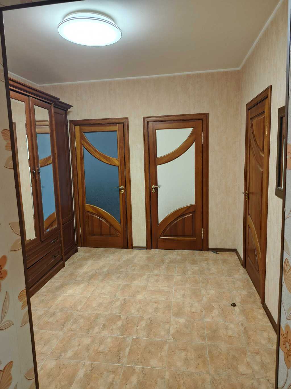 Продажа 3-комнатной квартиры 72.9 м², Озерная ул., 18