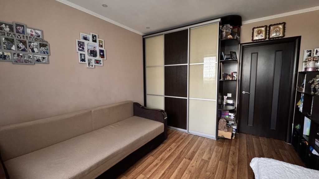 Продаж 1-кімнатної квартири 38 м², Героїв Дніпра вул., 53