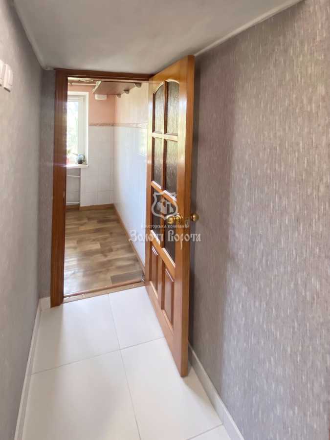 Продаж 2-кімнатної квартири 44 м², Молодіжна вул., 63