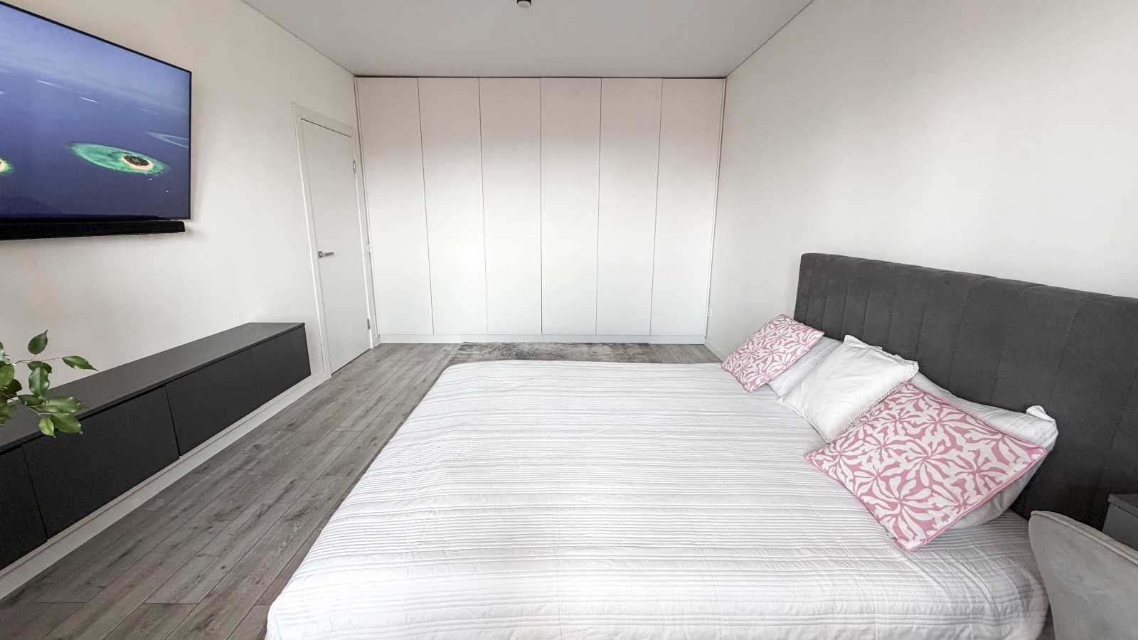 Продажа 2-комнатной квартиры 53 м², Владимира Маяковского просп., 52