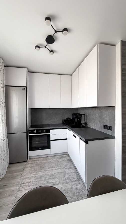 Продажа 2-комнатной квартиры 53 м², Владимира Маяковского просп., 52