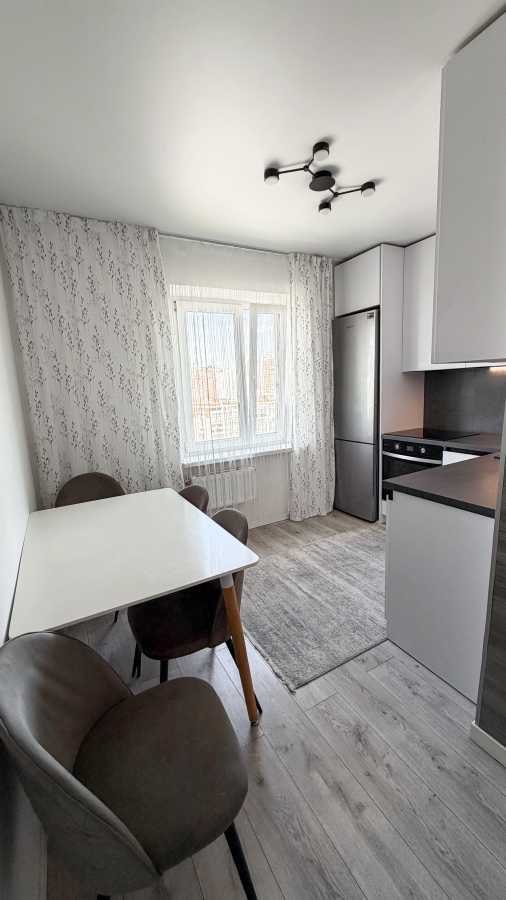 Продажа 2-комнатной квартиры 53 м², Владимира Маяковского просп., 52