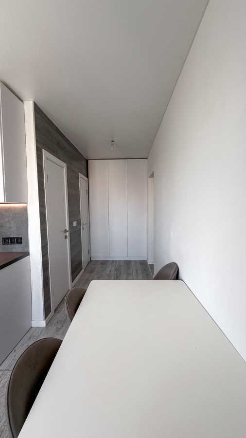 Продажа 2-комнатной квартиры 53 м², Владимира Маяковского просп., 52