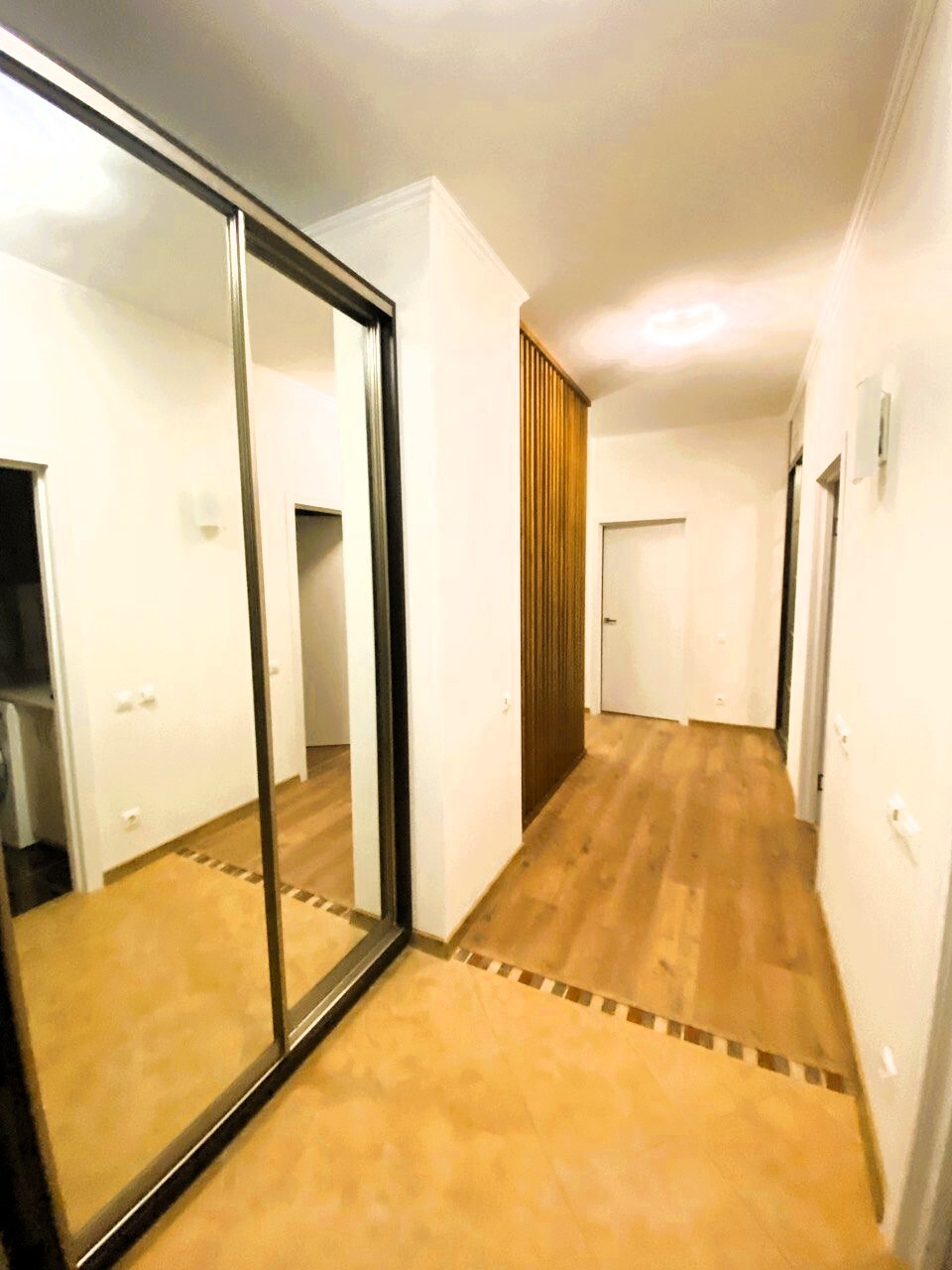 Продажа 3-комнатной квартиры 140 м², Кловский спуск, 7А