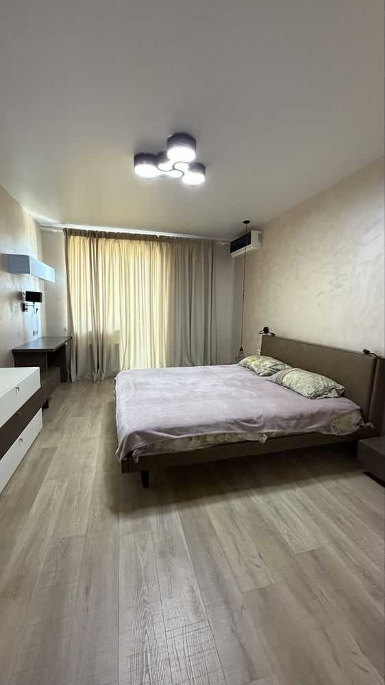 Оренда 3-кімнатної квартири 110 м², Гарматна вул., 38А