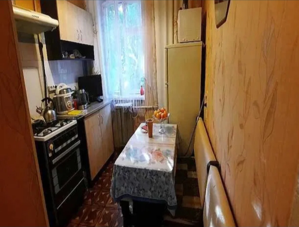 Оренда 2-кімнатної квартири 42 м², Краснова вул.