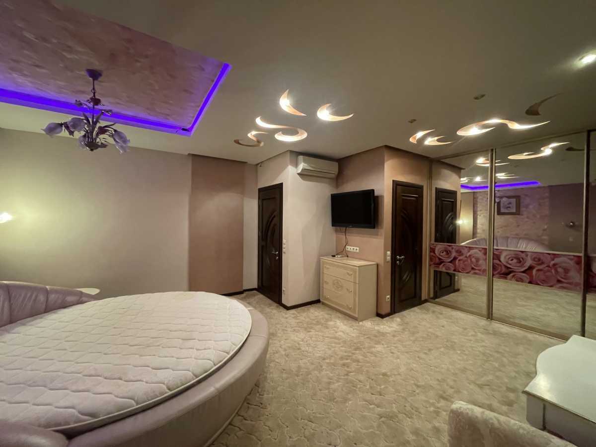 Оренда 3-кімнатної квартири 150 м², Кудряшова вул., 20Г
