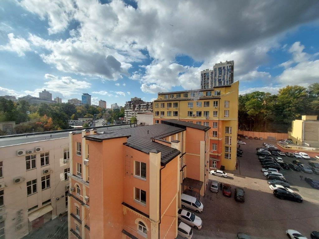 Оренда офісу 76 м², Глибочицька вул., 17
