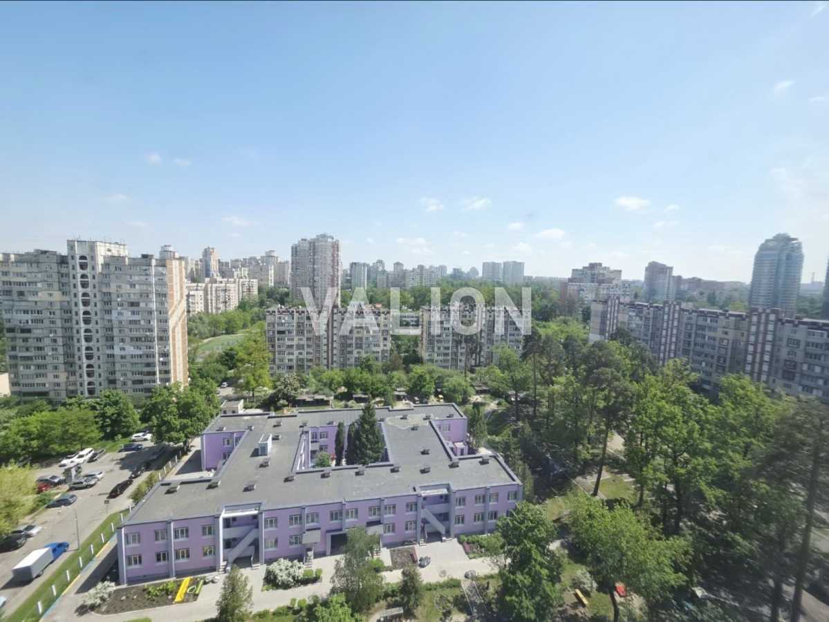 Продажа 2-комнатной квартиры 56 м², Чернобыльская ул., 6