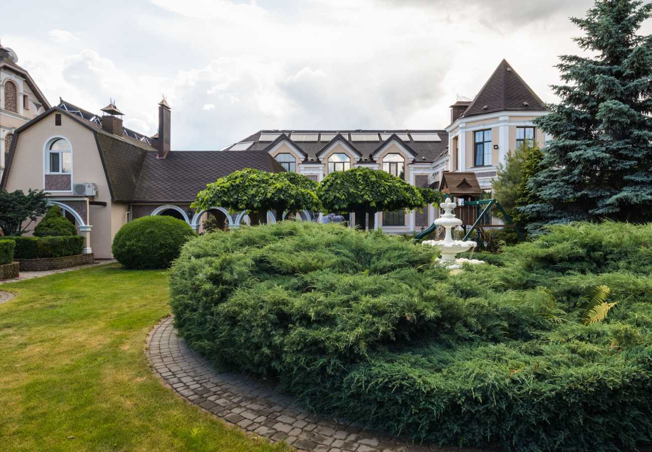 Аренда дома 1500 м², Озерная, 1