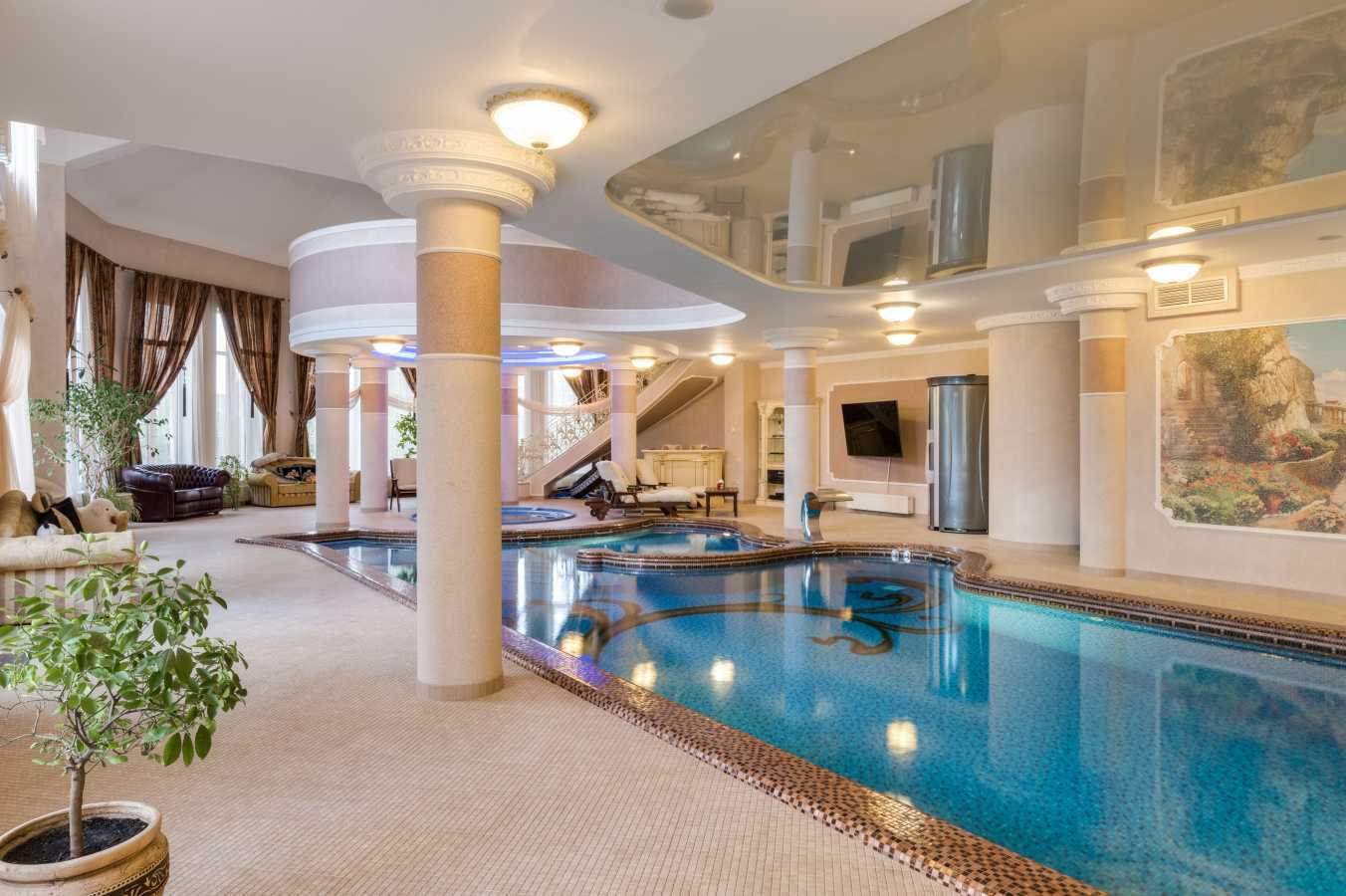 Аренда дома 1500 м², Озерная, 1