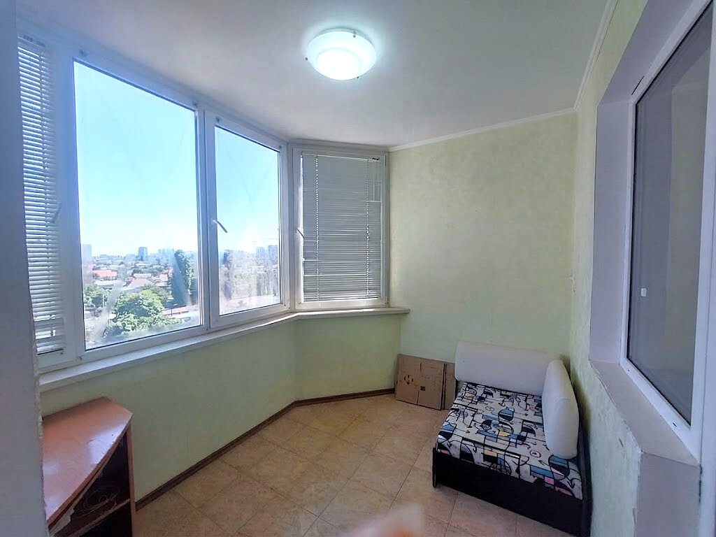 Продажа 2-комнатной квартиры 73 м², Якова Бреуса ул., 61/8