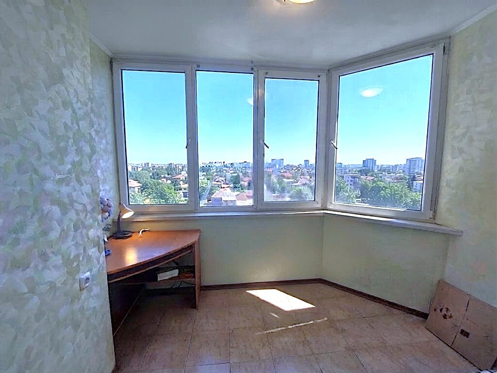 Продажа 2-комнатной квартиры 73 м², Якова Бреуса ул., 61/8