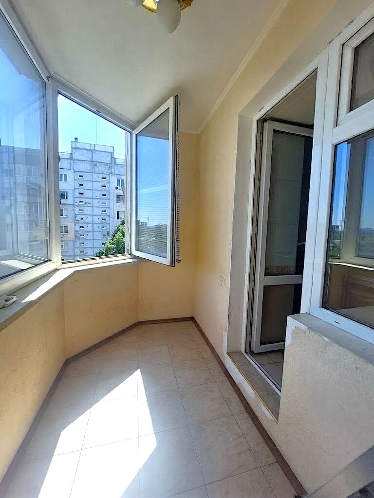 Продажа 2-комнатной квартиры 73 м², Якова Бреуса ул., 61/8