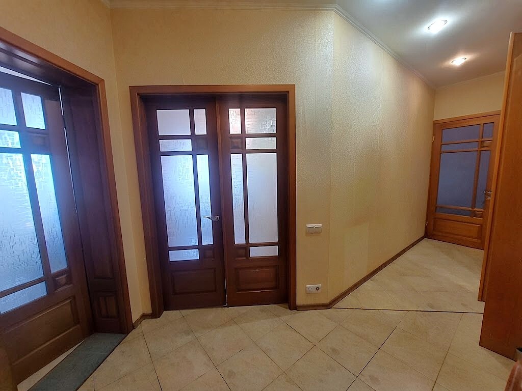 Продажа 2-комнатной квартиры 73 м², Якова Бреуса ул., 61/8