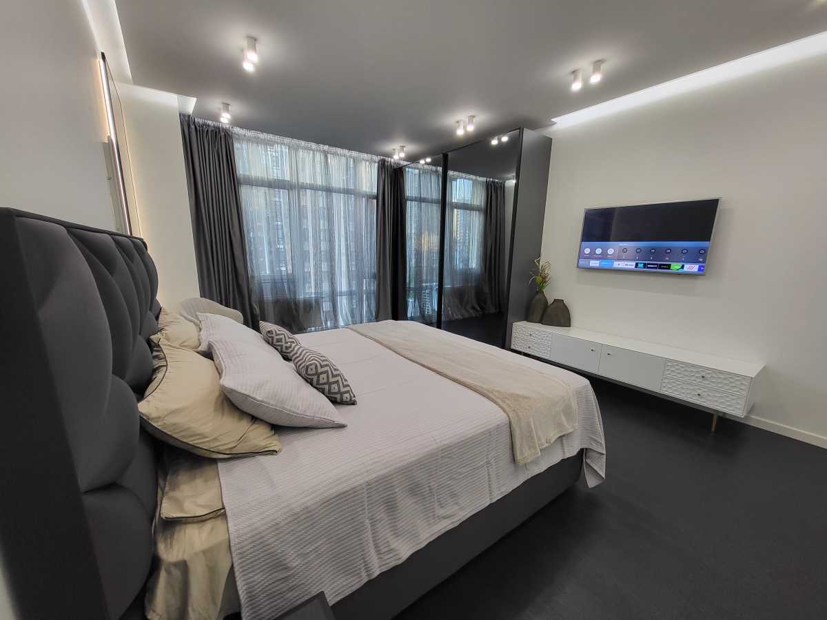 Аренда 2-комнатной квартиры 93 м², Саперное Поле ул., 5