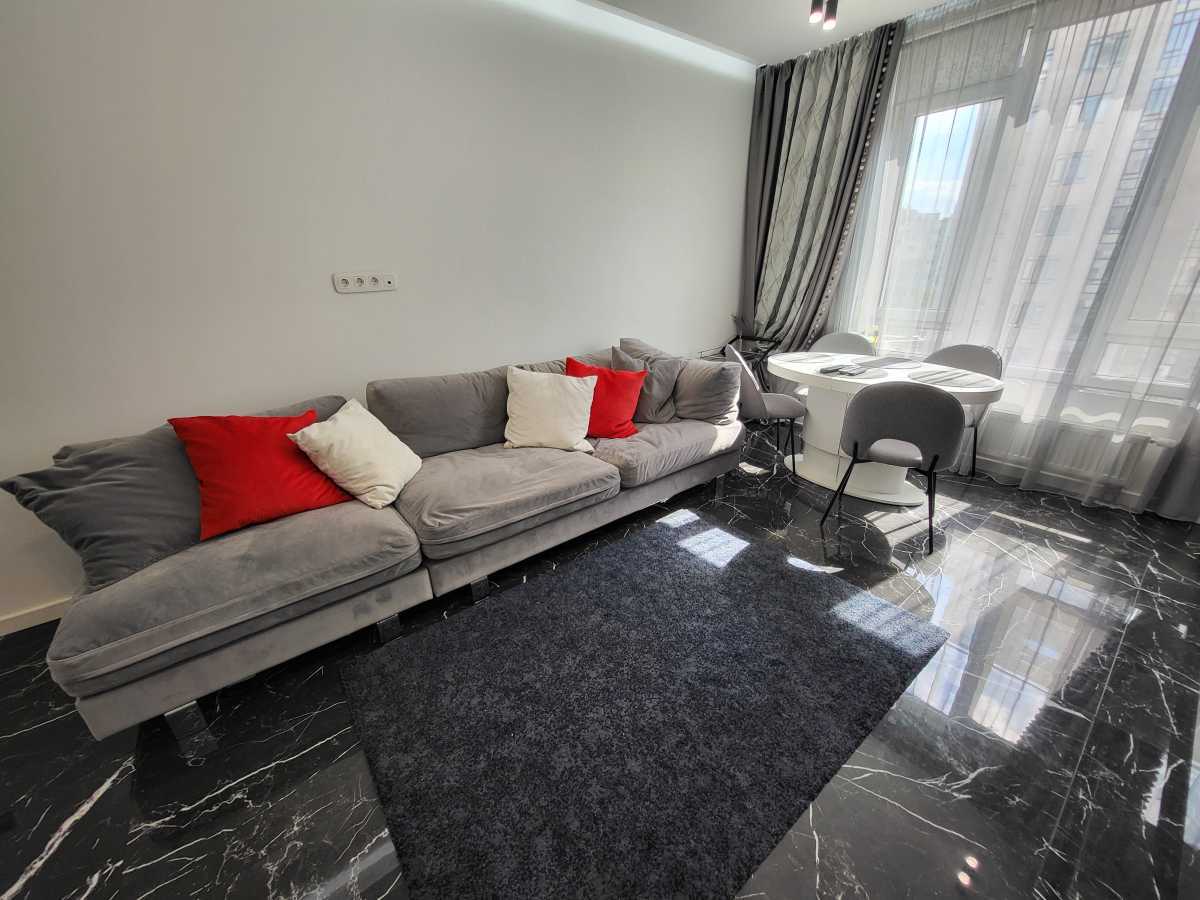 Аренда 2-комнатной квартиры 93 м², Саперное Поле ул., 5
