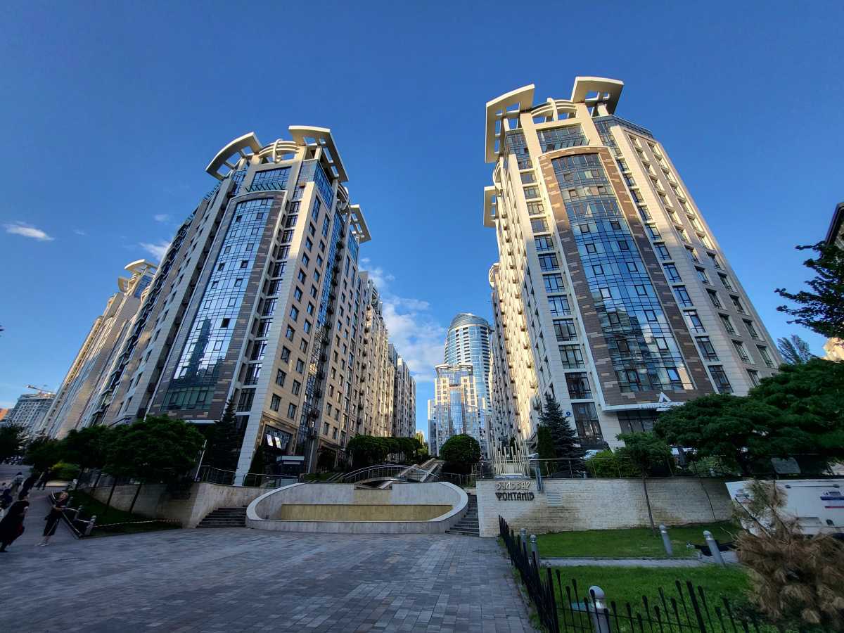 Аренда 2-комнатной квартиры 93 м², Саперное Поле ул., 5