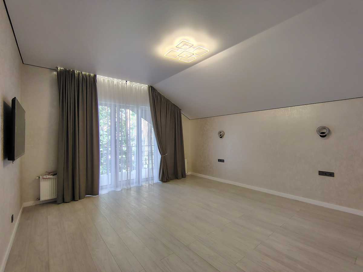 Продажа дома 180 м², Бульварна