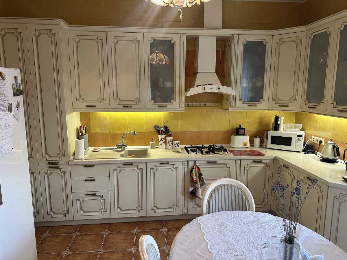 Продажа дома 327 м², Садова