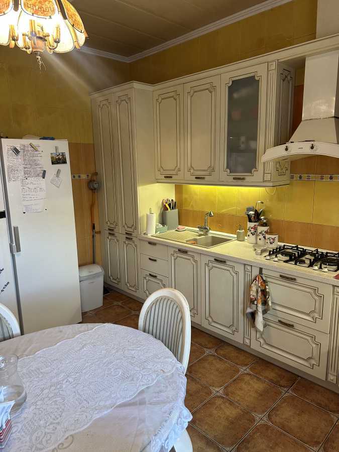 Продажа дома 327 м², Садова