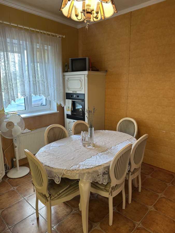 Продажа дома 327 м², Садова