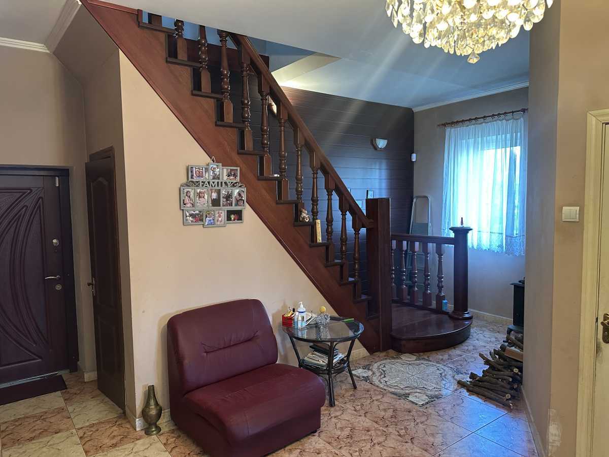 Продажа дома 327 м², Садова