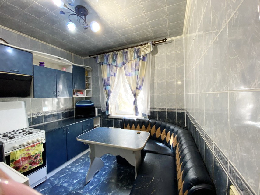 Продажа 2-комнатной квартиры 56 м², Лазурная ул.