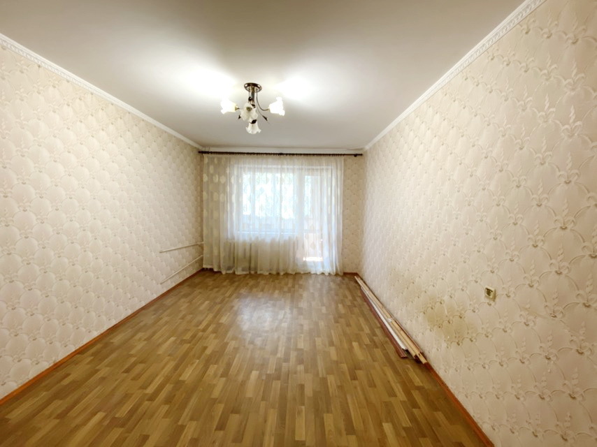 Продажа 2-комнатной квартиры 56 м², Лазурная ул.