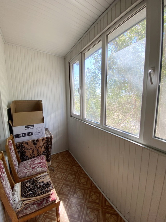 Продажа 2-комнатной квартиры 56 м², Лазурная ул.