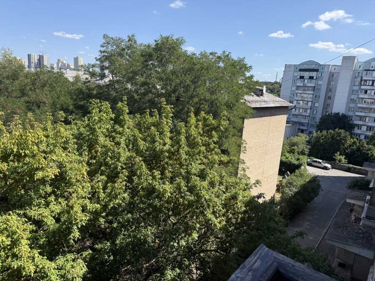 Продажа 1-комнатной квартиры 36.5 м², Уссурийская ул., 6