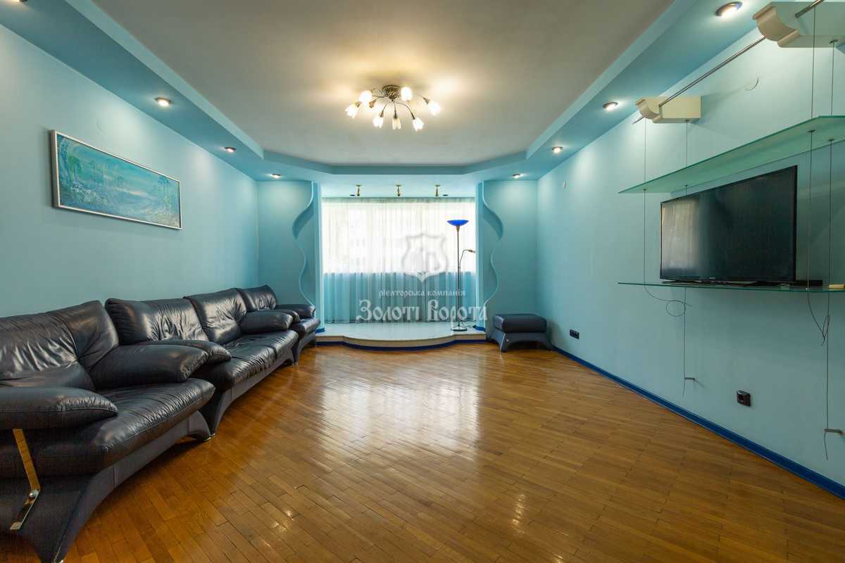 Продажа 3-комнатной квартиры 82.1 м², Ивана Улитина ул., Пулюя, 1