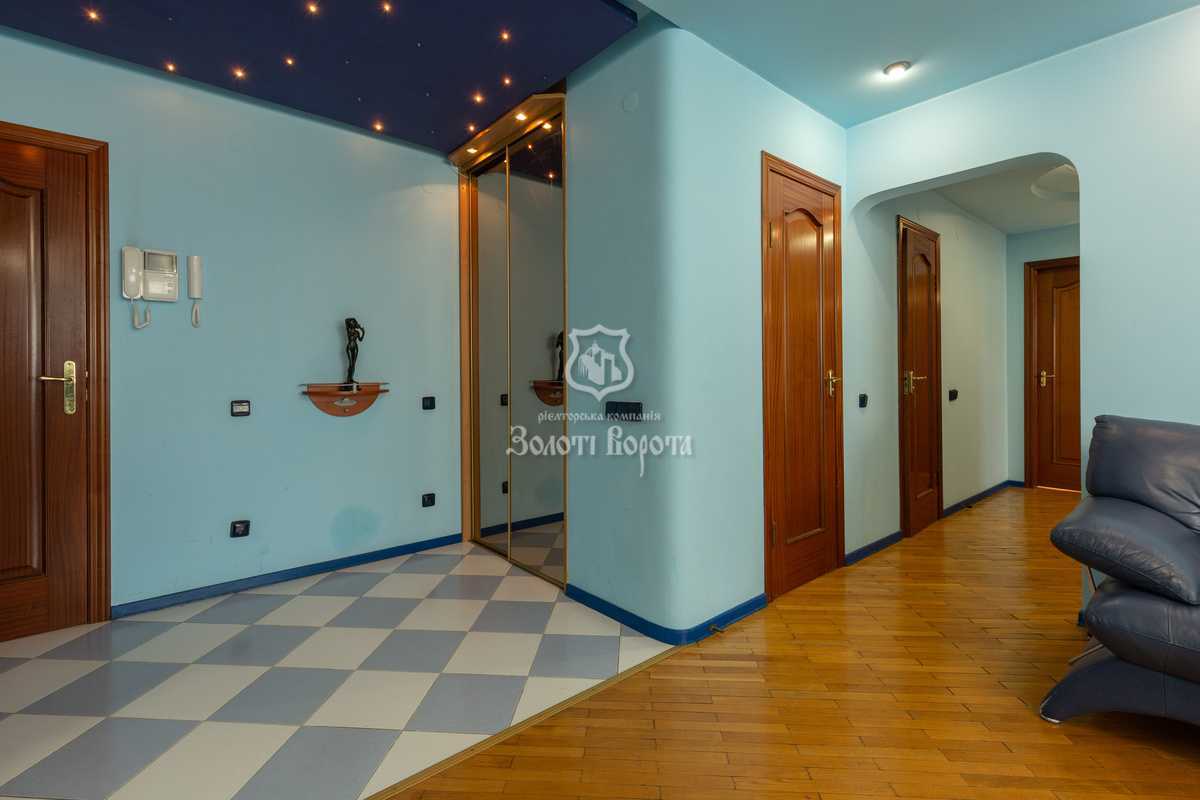 Продажа 3-комнатной квартиры 82.1 м², Ивана Улитина ул., Пулюя, 1