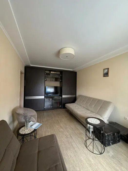 Продаж 1-кімнатної квартири 50 м², Незалежності пл.