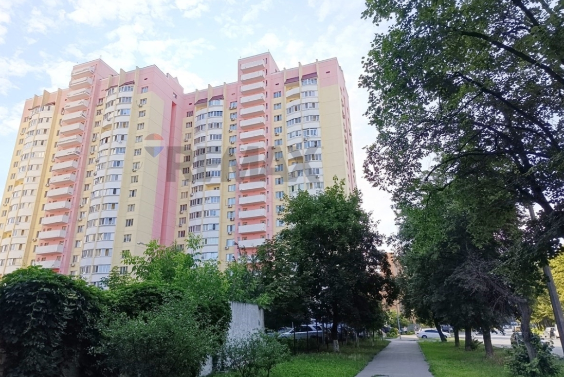 Продаж 1-кімнатної квартири 42 м², Симона Петлюри вул., 36