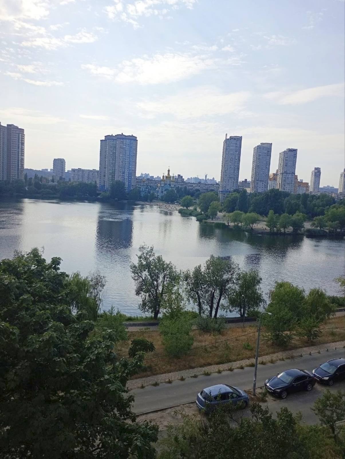Продажа 3-комнатной квартиры 72 м², Березняковская ул., 30
