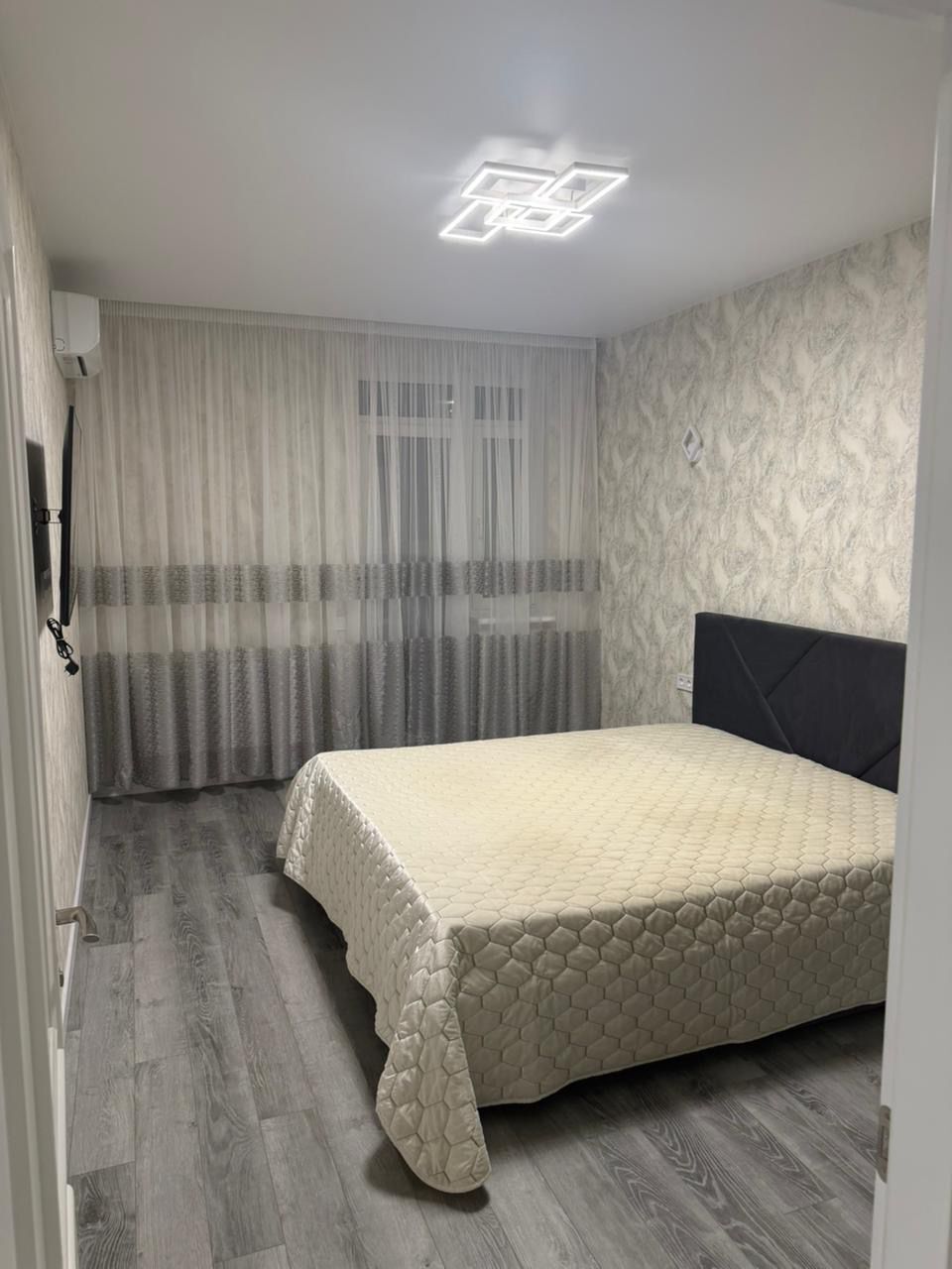Аренда 2-комнатной квартиры 78 м², Победы просп., 109А