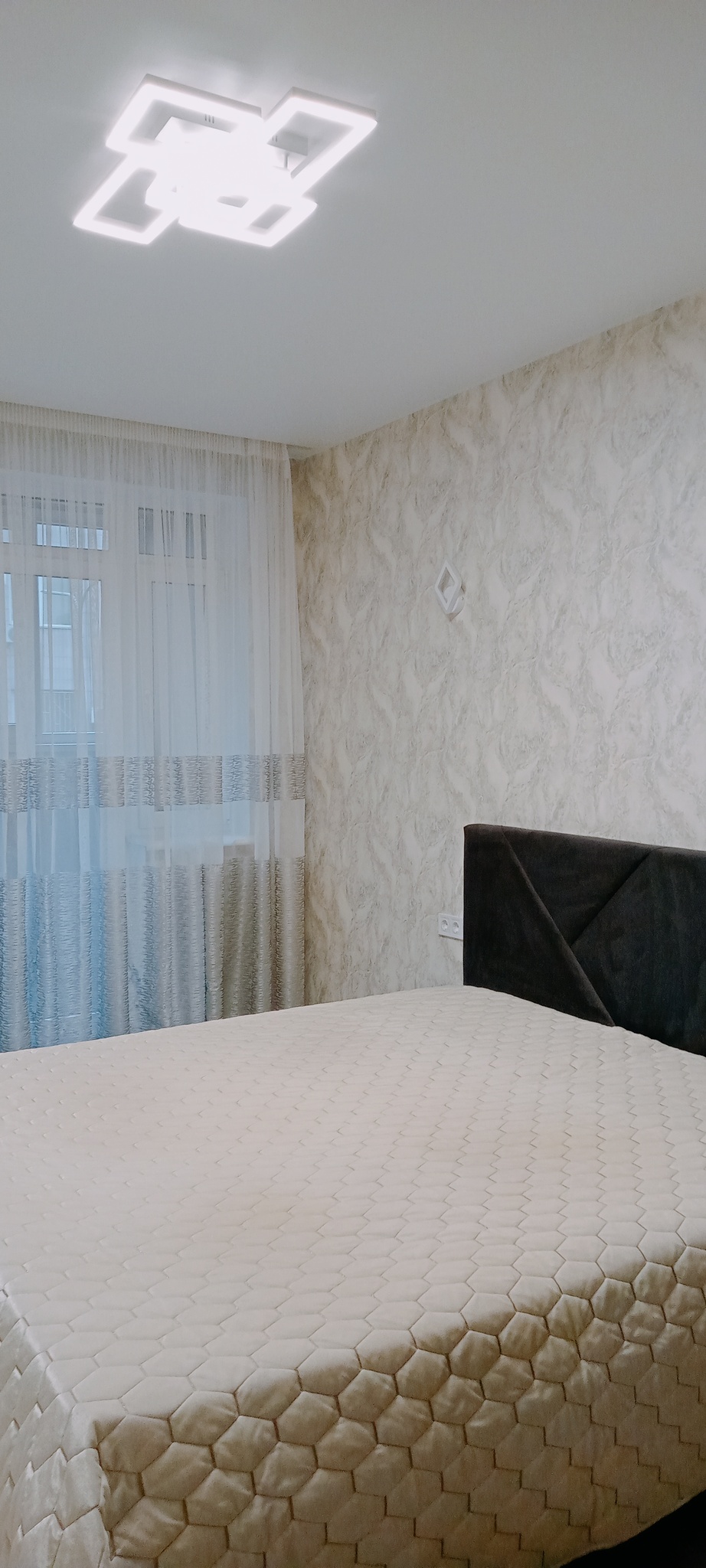 Аренда 2-комнатной квартиры 78 м², Победы просп., 109А