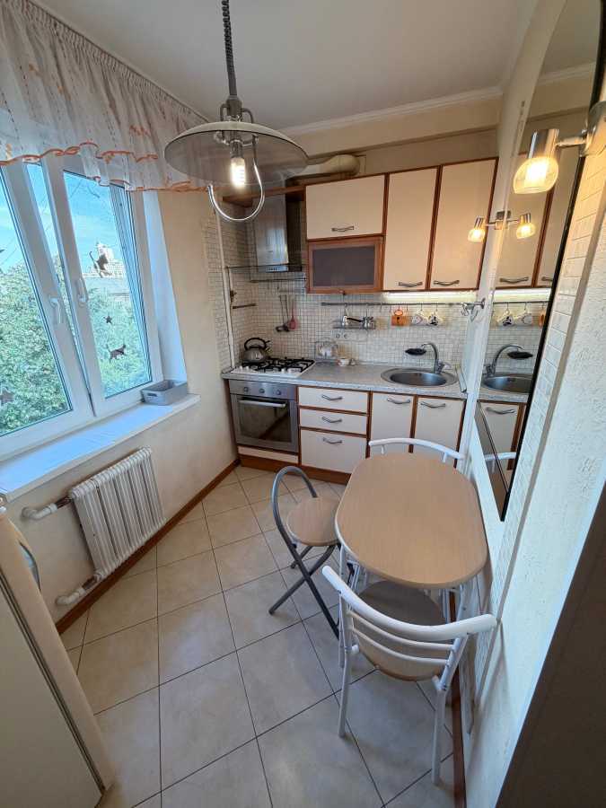 Аренда 3-комнатной квартиры 60 м², Загоревская, 3/15а