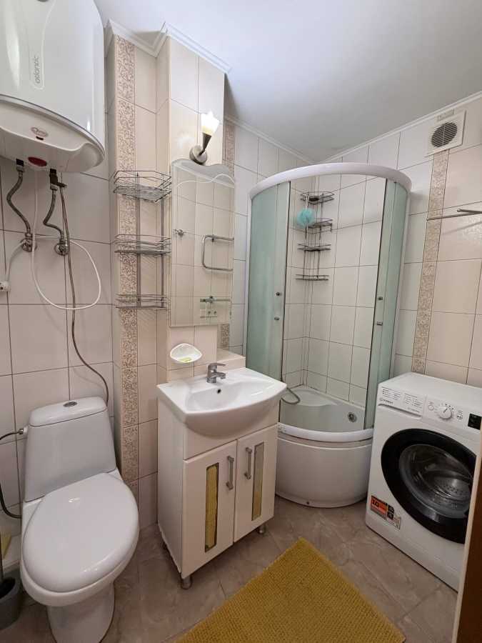 Аренда 3-комнатной квартиры 60 м², Загоревская, 3/15а