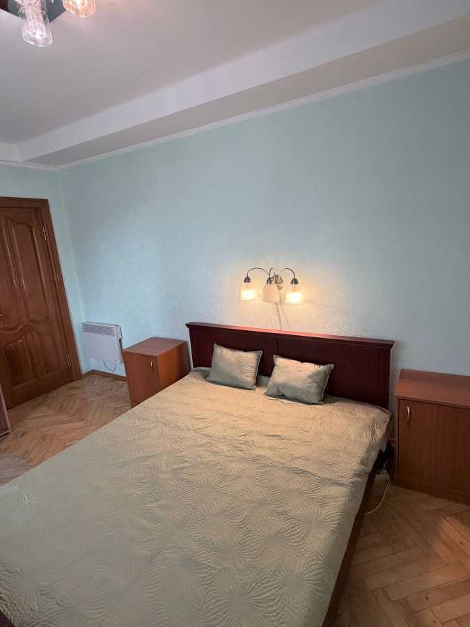 Аренда 3-комнатной квартиры 60 м², Загоревская, 3/15а