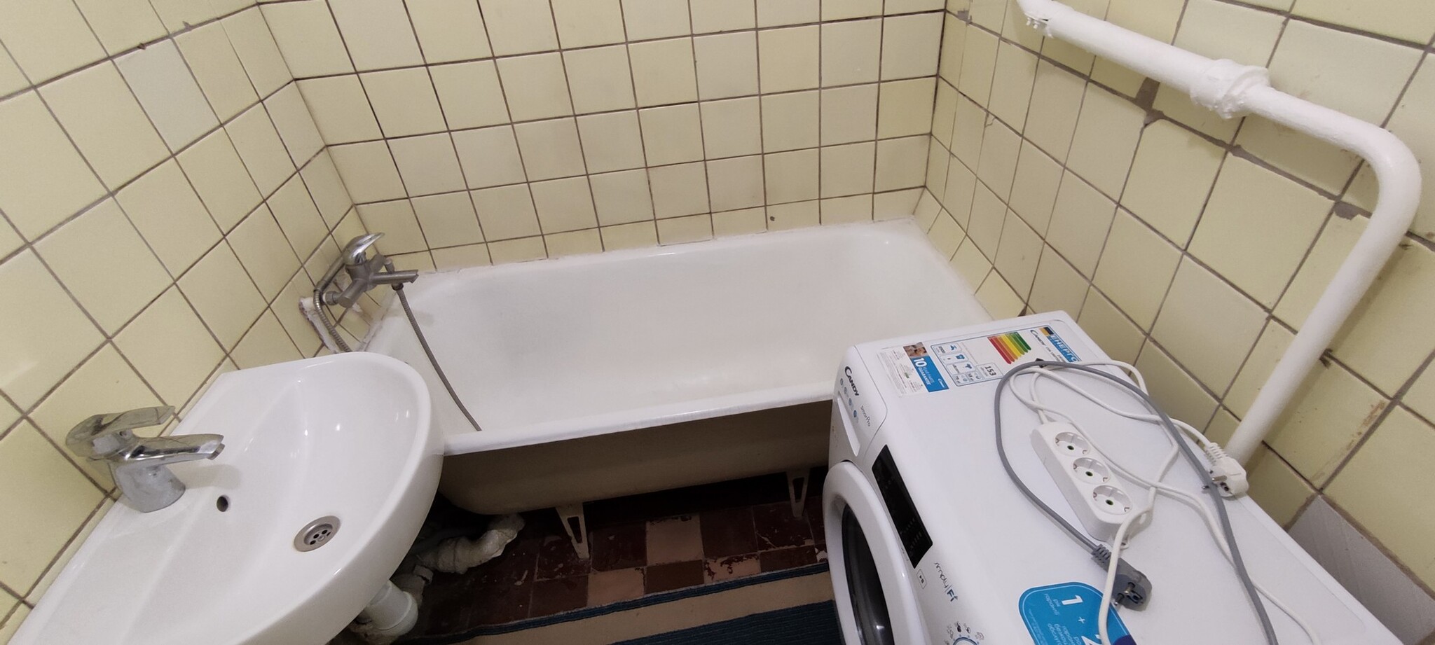 Аренда 1-комнатной квартиры 37 м², Семьи Хохловых ул., 1