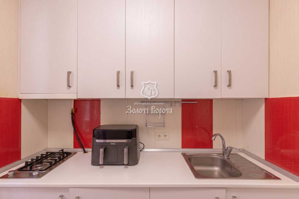 Продажа 2-комнатной квартиры 41.7 м², Науки просп., 78